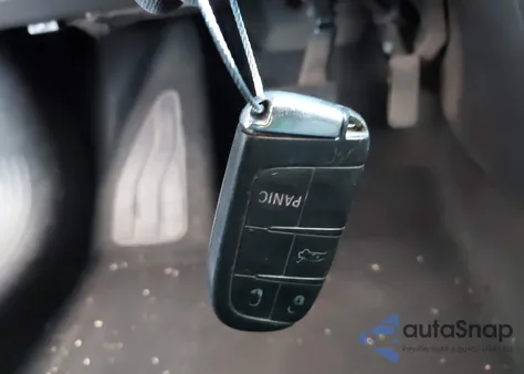 2015 Chrysler 200 Limited из США, поврежденный, VIN 1C3CCCAB7FN642348